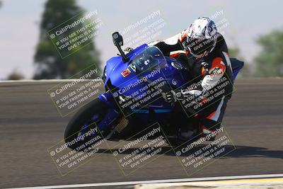 media/Sep-20-2025-TrackDaz (Sat) [[27f0cde673]]/A Group/11am (Turn 2)/